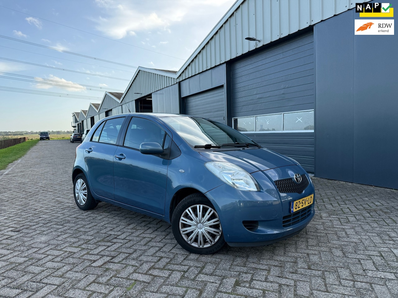 Toyota Yaris - 1.3 VVT-i Sol 1.3 VVTi Sol - AutoWereld.nl