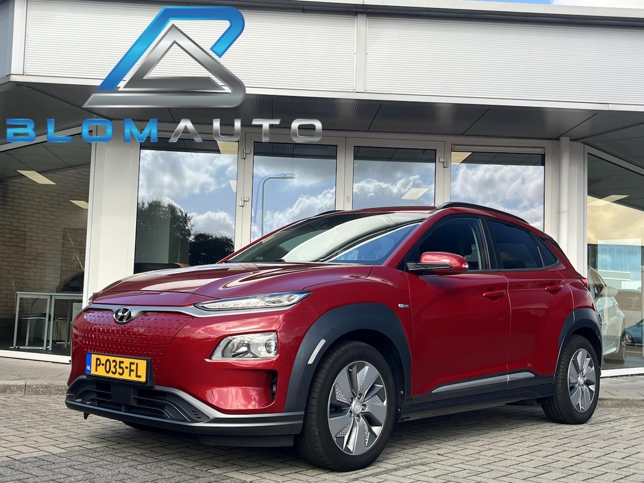 Hyundai Kona Electric - EV SOH 95%!! CARPLAY+STOELVERW+CAMERA+KEYLESS - AutoWereld.nl