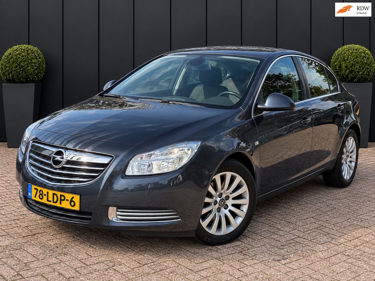 Opel Insignia - 1.6 T Edition NAVIGATIE CRUISE APK NAP - AutoWereld.nl