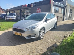 Ford Focus Wagon - 1.0 Motorgeluid , LEES TEKST