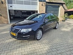 Volkswagen Passat - 3.2 V6 Comflortline 4M