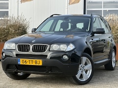 BMW X3 - 2.0i Executive 150pk | Airco automatisch | Cruise control | Lichtmetalen velgen 18" | Park