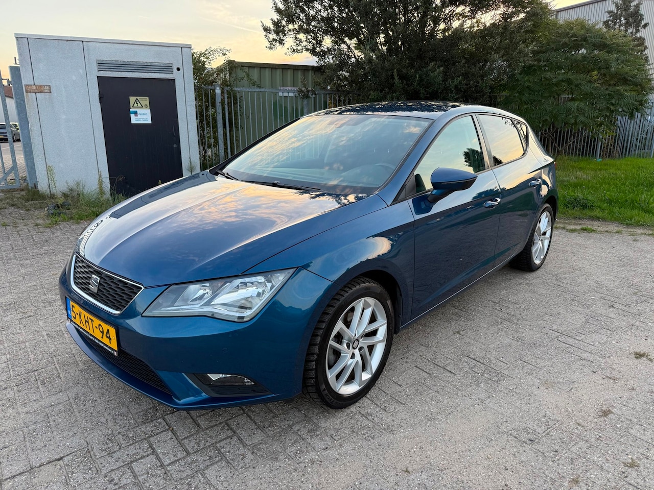 SEAT Leon - 1.2 TSI Style DSG-7, Clima, Navi, Cruise, P.sensoren NAP - AutoWereld.nl