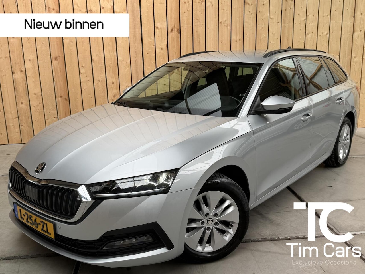 Skoda Octavia Combi - 1.0 TSI Business Edition Apple CarPlay/Android Auto | Cruise & climate control | Elektrisc - AutoWereld.nl