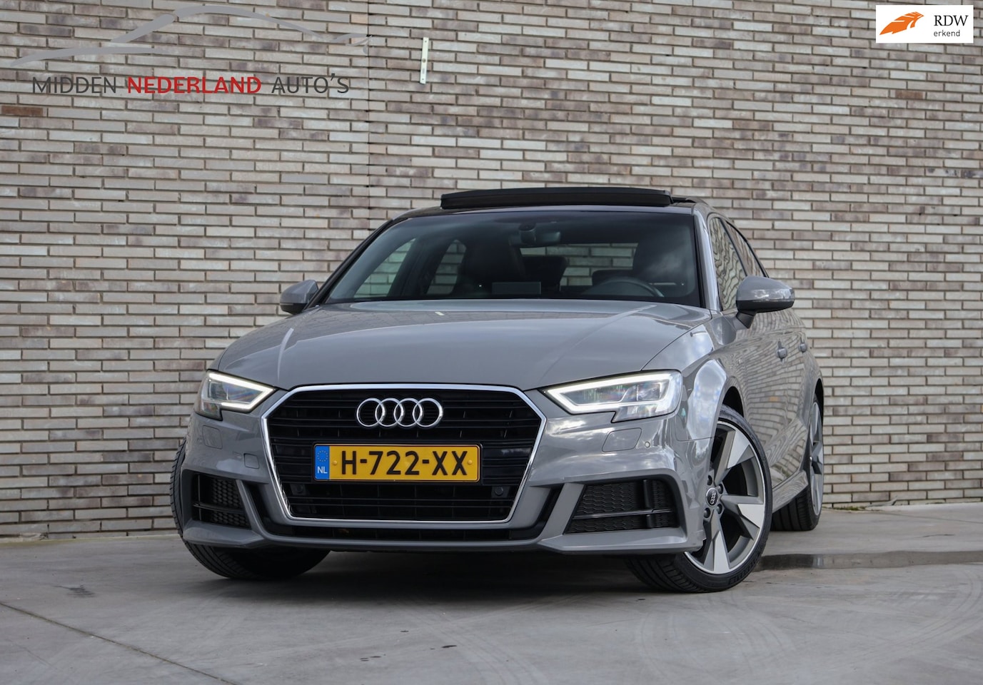 Audi A3 Limousine - 1.0 TFSI Sport * S-LINE * PANORAMA DAK * AUTOMAAT * ONDERHOUDHIST. * NAP PAS * - AutoWereld.nl