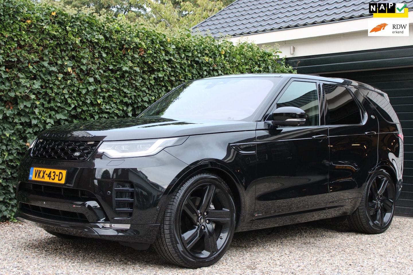 Land Rover Discovery - 3.0 D300 R-Dynamic HSE | Full options | Grijs kenteken | EX BTW - AutoWereld.nl