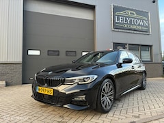 BMW 3-serie Touring - 320i | Leder | Camera | ACC | M-Pakket |
