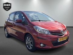 Toyota Yaris - 1.3 VVT-i Dynamic | Pano-dak | Trekgewicht 900kg