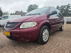 Chrysler Voyager - 2.4i SE Luxe (GARBAGE RUN AUTO)