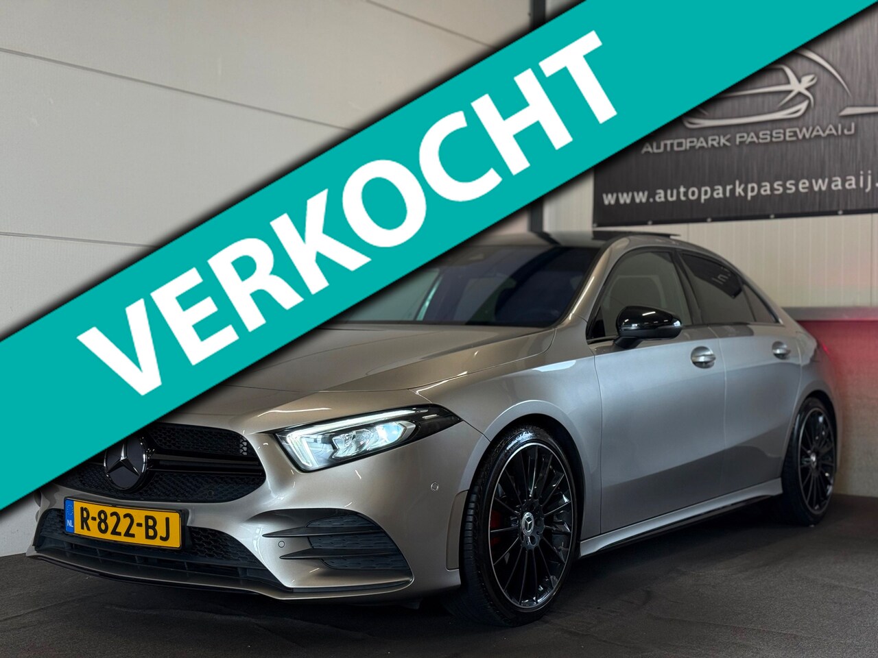 Mercedes-Benz A-klasse - 200 AMG Pano, Cruise Control, Apple Carplay, Sfeerverlichting, Achteruitrijcamera, Elek St - AutoWereld.nl