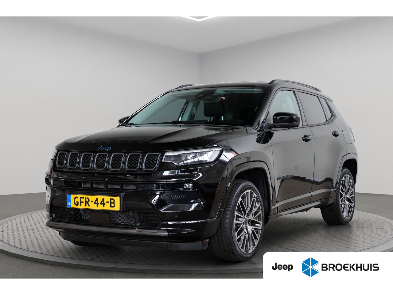 Jeep Compass - 4xe 240 Plug-in Hybrid Electric Summit | Lederen Bekleding | Stoel & Stuurverwarming | El. - AutoWereld.nl