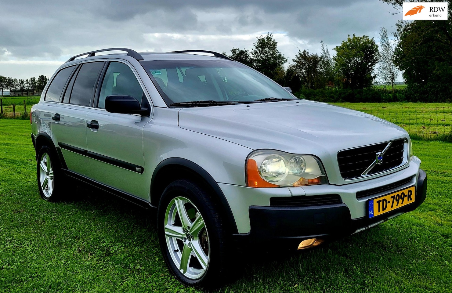 Volvo XC90 - 2.9 T6 Exclusive 2.9 T6 Exclusive,272 PK, R-DESIGN 19 INCH, KONI,LET OP ! BTW AUTO, BIJTELLING VRIENDELIJK! - AutoWereld.nl