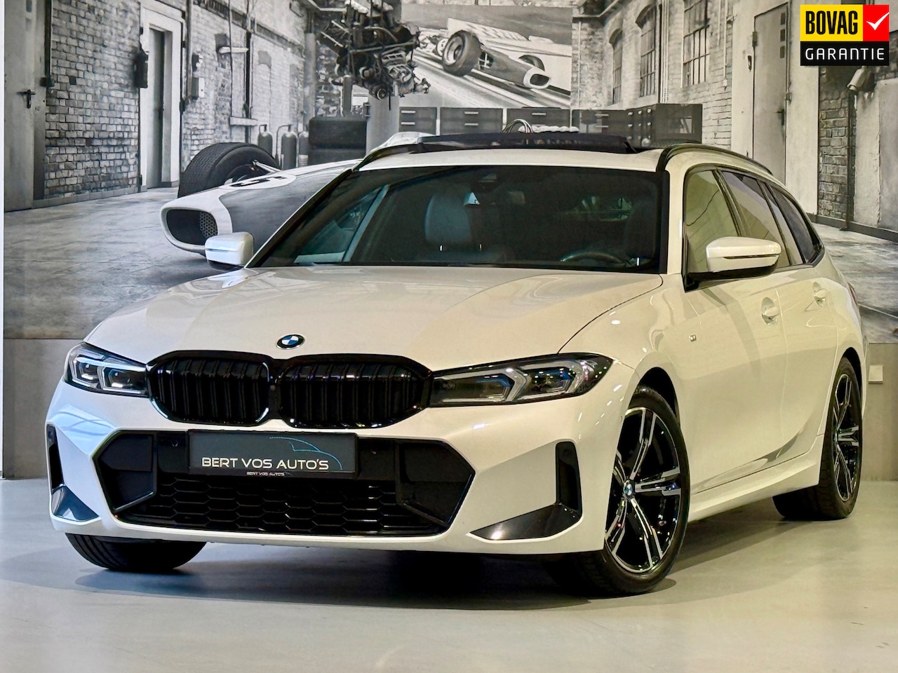 BMW 3-serie Touring - 318i M Sport 318i M-Sport - AutoWereld.nl