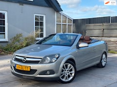Opel Astra TwinTop - 1.8 Temptation| Cabrio | Leder | Airco | Automaat | Onderhoudshistorie | Velgen | Rijklaar