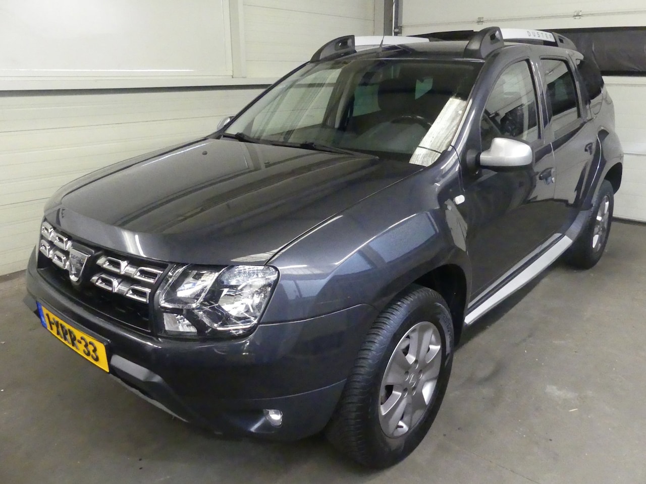 Dacia Duster - 1.2 TCe 4x2 Lauréate - Trekhaak - Airco - AutoWereld.nl