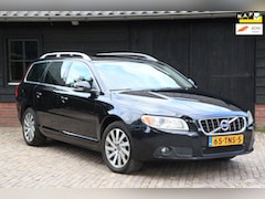 Volvo V70 - 1.6 T4 Limited Edition Elek-Dak/Xenon/Leer/Parkeersensor v, a/Stoelverwarming