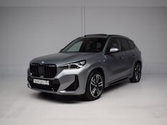 BMW X1 - XDrive30e 326PK PHEV SOH 96.4% / M-SPORT HARMAN-KARDON / PANORAMADAK / HEAD-UP / CAMERA /