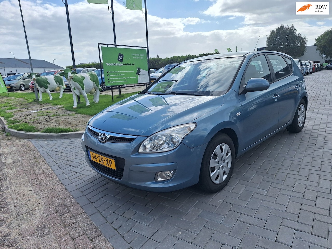 Hyundai i30 - 1.6i Dynamic / AUTOMAAT / Super nette auto - AutoWereld.nl