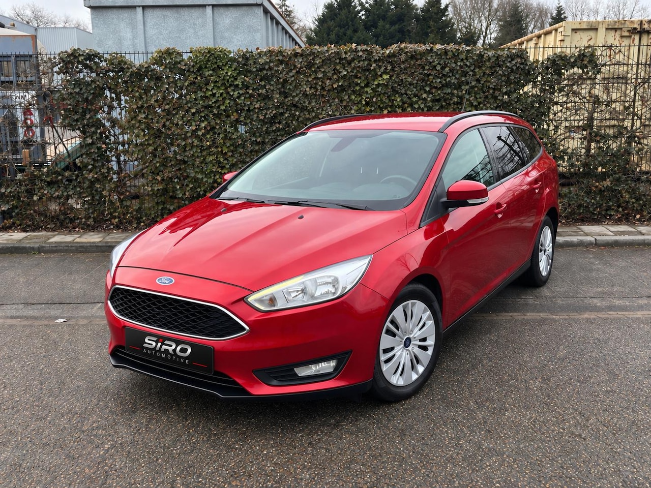 Ford Focus Wagon - 1.0 Edition * Navi * Nieuwe Distr. * Garantie - AutoWereld.nl