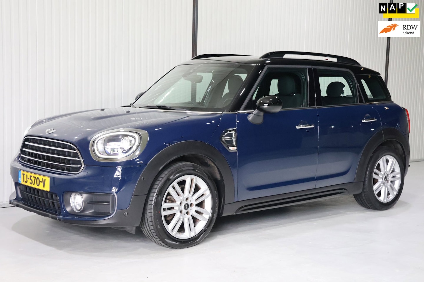 MINI Countryman - 1.5 Cooper Chili LED - NAVI - LM VELGEN - NETTE STAAT - NWE APK! - AutoWereld.nl
