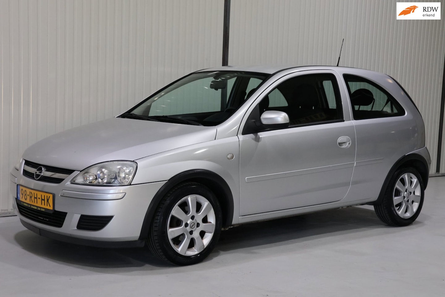 Opel Corsa - 1.2-16V Full Rhythm AIRCO - NWE APK - RIJDT PRIMA! - AutoWereld.nl