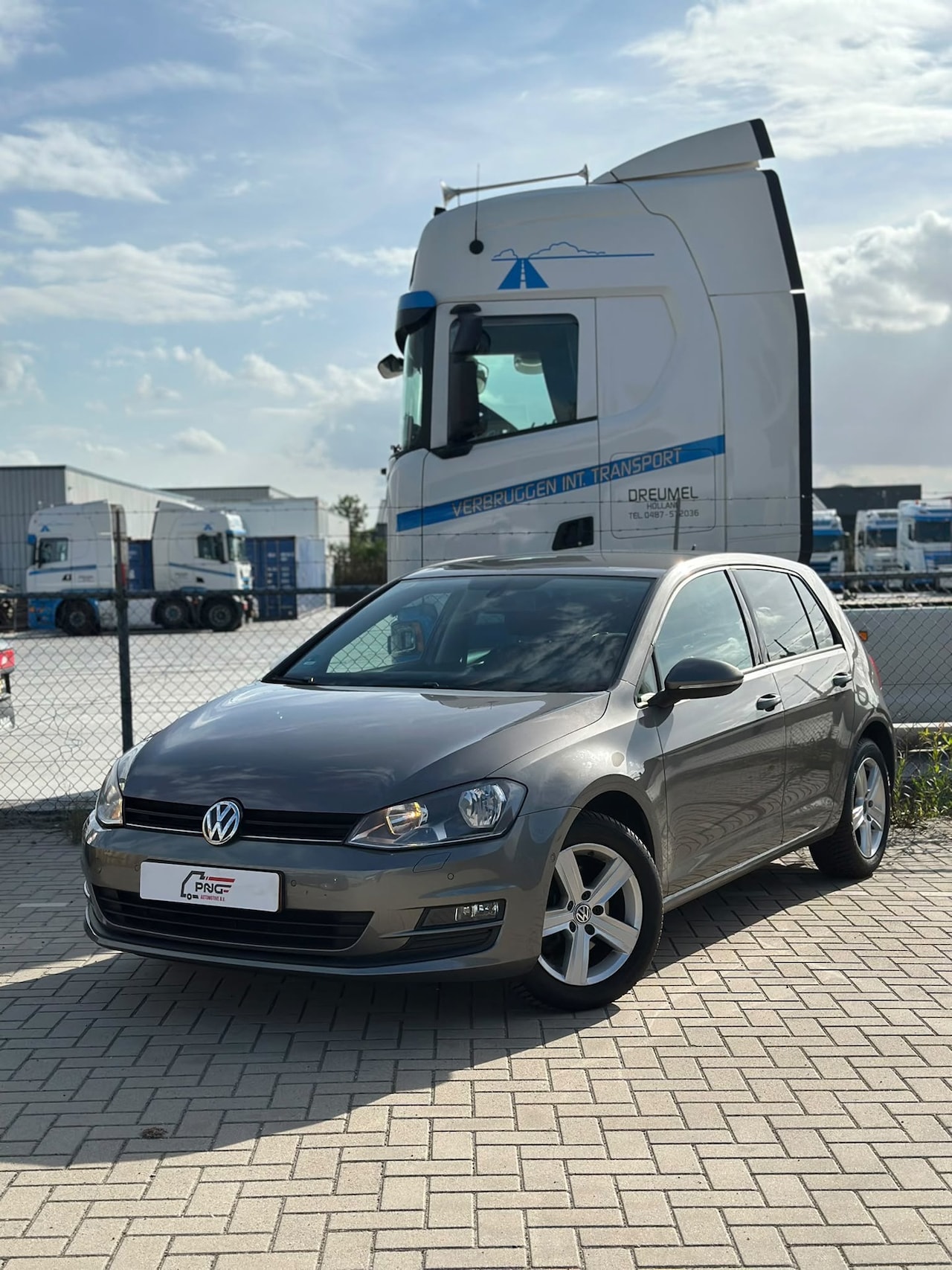 Volkswagen Golf - 1.2 TSI Trendline AIRCO - NAVI - NWE DSTR - AutoWereld.nl