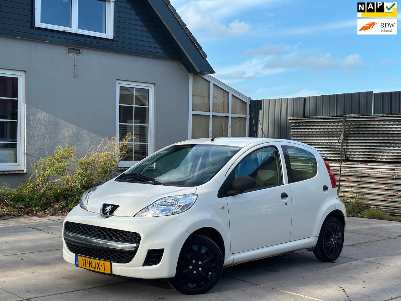 Peugeot 107 - 1.0-12V XR | Nieuwe APK | Lage KM | NAP | 5-drs | Rijklaar! - AutoWereld.nl