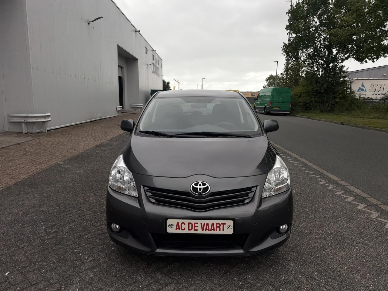 Toyota Verso - 1.8 VVT-i Business Titanium - NAVI/CAMERA/PDC - AutoWereld.nl