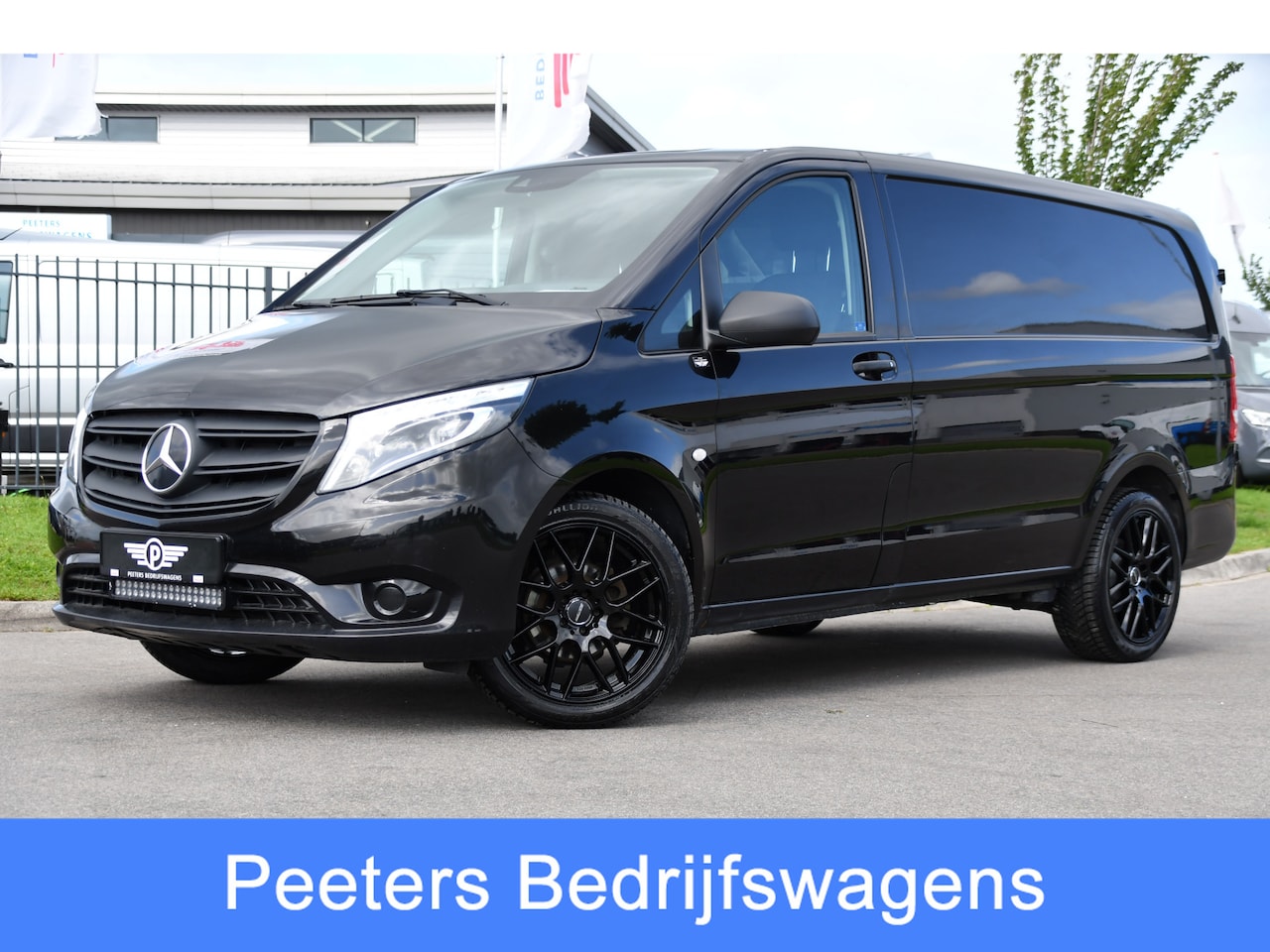 Mercedes-Benz Vito - 116 CDI L2 Black Edition Camera, Cruise, Carplay, LED, 164pk, Stoelverwarming, Standkachel - AutoWereld.nl