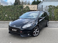 Ford Focus Wagon - 2.0 EcoBoost ST-3 * Navi * Camera * Dealerond. * Nette staat