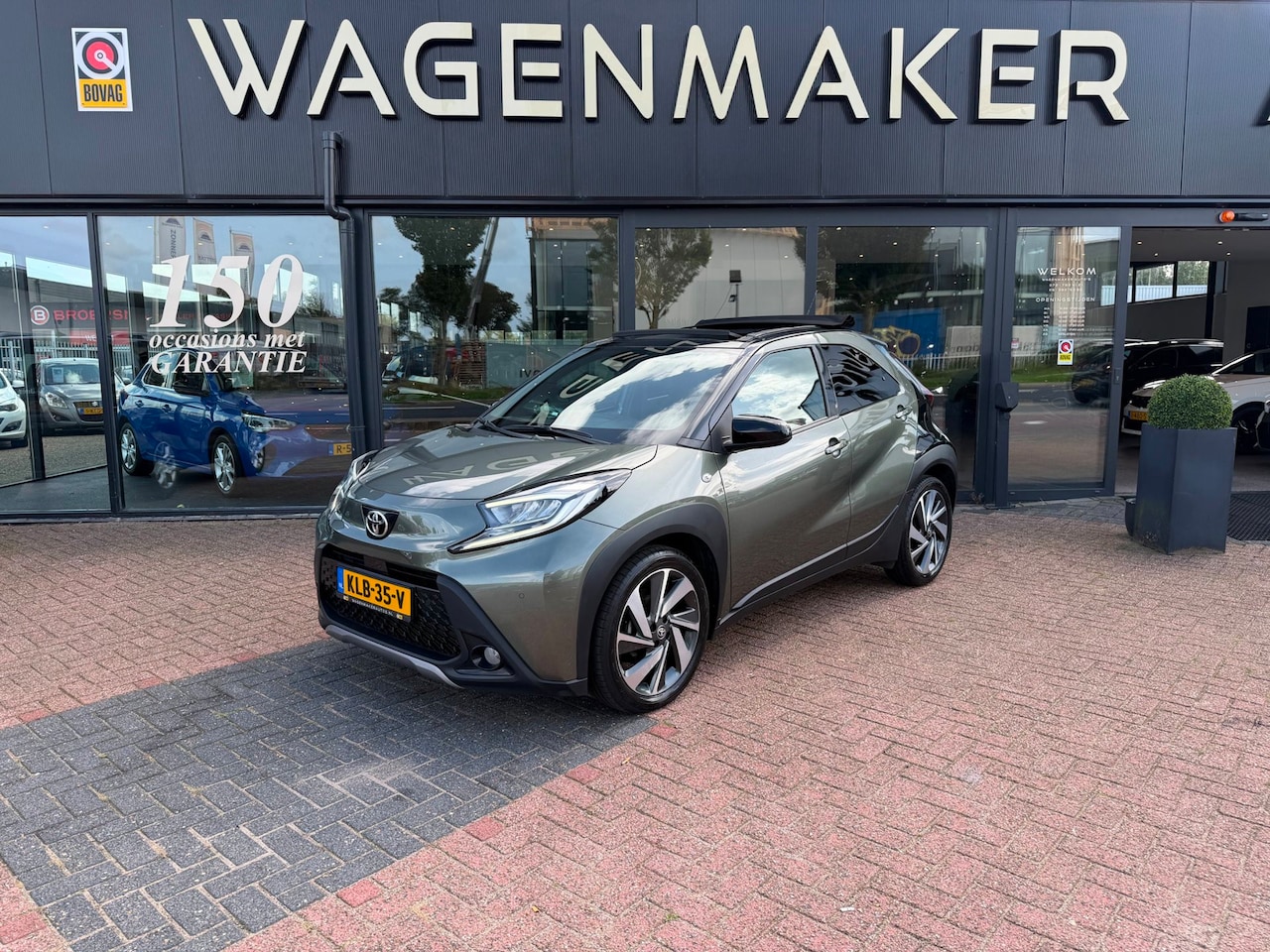 Toyota Aygo X - 1.0 VVT-i S-CVT Envy AUT|ACC|Stoelvw|Opendak - AutoWereld.nl