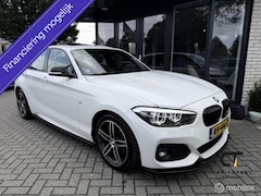 BMW 1-serie - 120i Edition M Sport |PANO|CARPLAY|CAM|PERFORM.|
