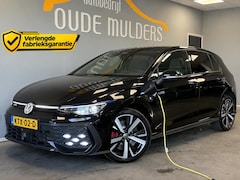 Volkswagen Golf - 1.5 eHybrid GTE SOH 100% | Trekhaak | Adaptive cruise | 360 | Head-up | Sfeer | Stoelverwa