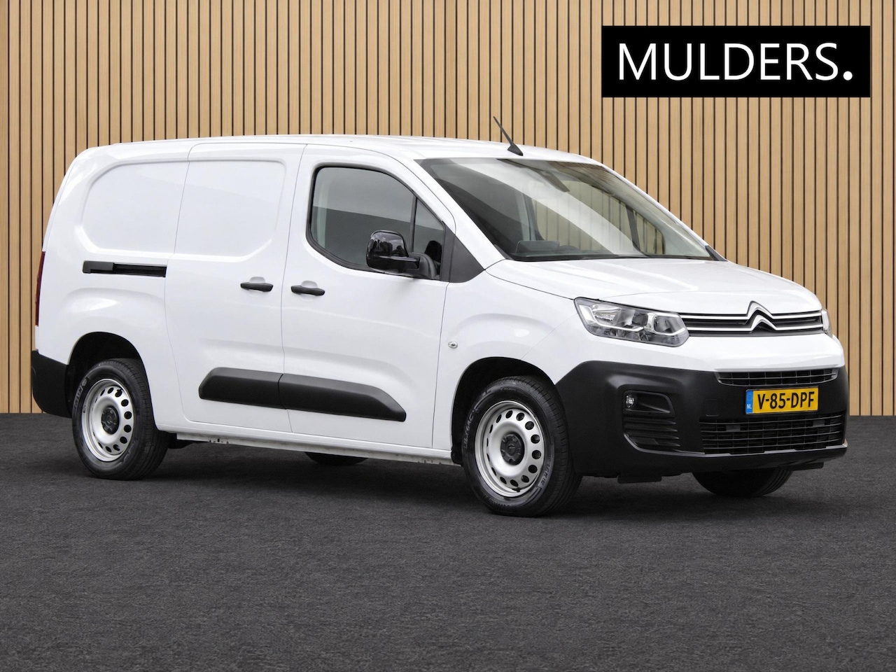Citroën Berlingo - 1.5 BlueHDi 100 S&S L2 | Navi / Camera / Airco - AutoWereld.nl