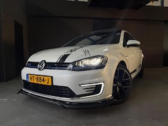 Volkswagen Golf - 1.4 TSI GTE