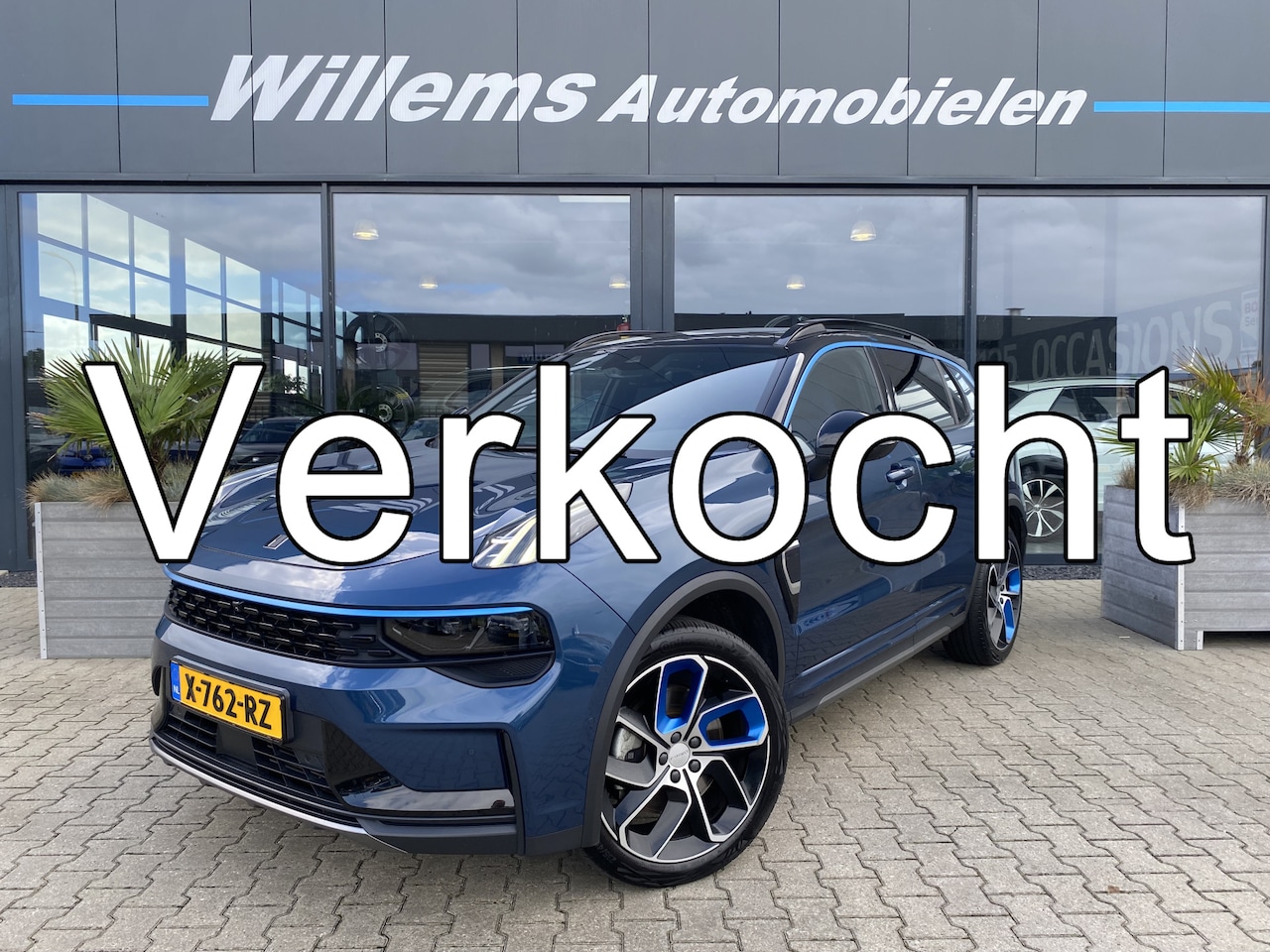 Lynk & Co 01 - 1.5 Zwarte Hemel, App-Connect, 360' Camera & Panoramadak , Trekhaak Afn - AutoWereld.nl