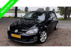 Volkswagen Golf - 1.2 TSI NAVI 105PK AIRCO PDC TREKHAAK NAP