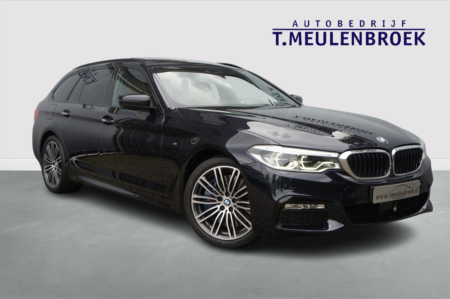 BMW 5-serie Touring - 540i xDrive M Pakket, Panoramadak, Head up, - AutoWereld.nl