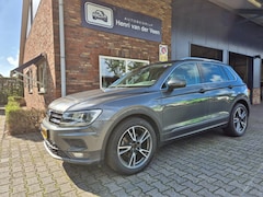 Volkswagen Tiguan - 1.4 TSI ACT Comfort Business, Trekhaak, Carplay, Stoelverwarming, Automaat, ALL IN prijs