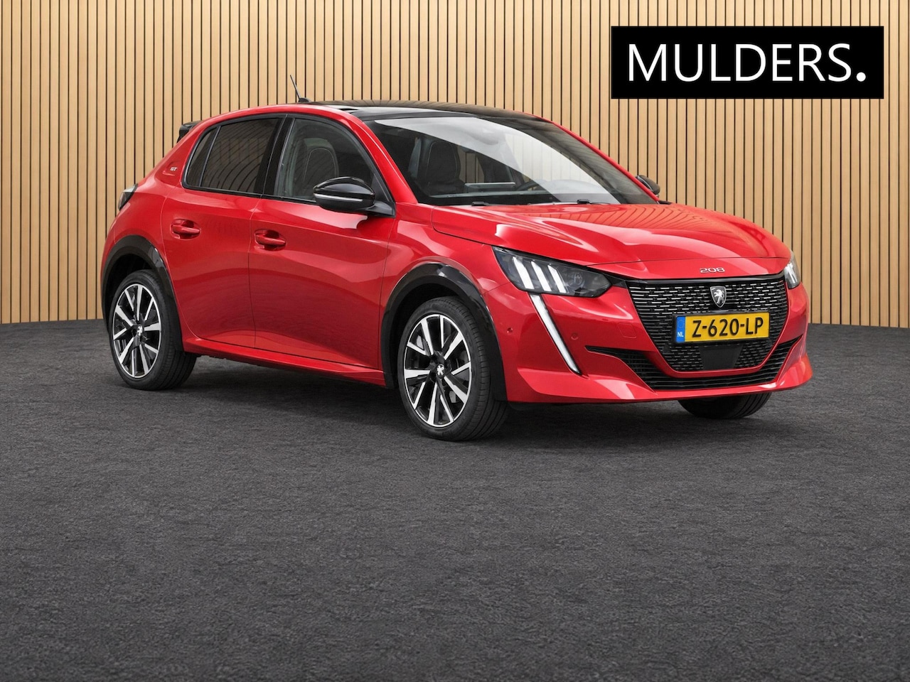 Peugeot 208 - 1.2 PureTech GT Pack | Stoel verwarming / Suede bekleding / Pano - AutoWereld.nl