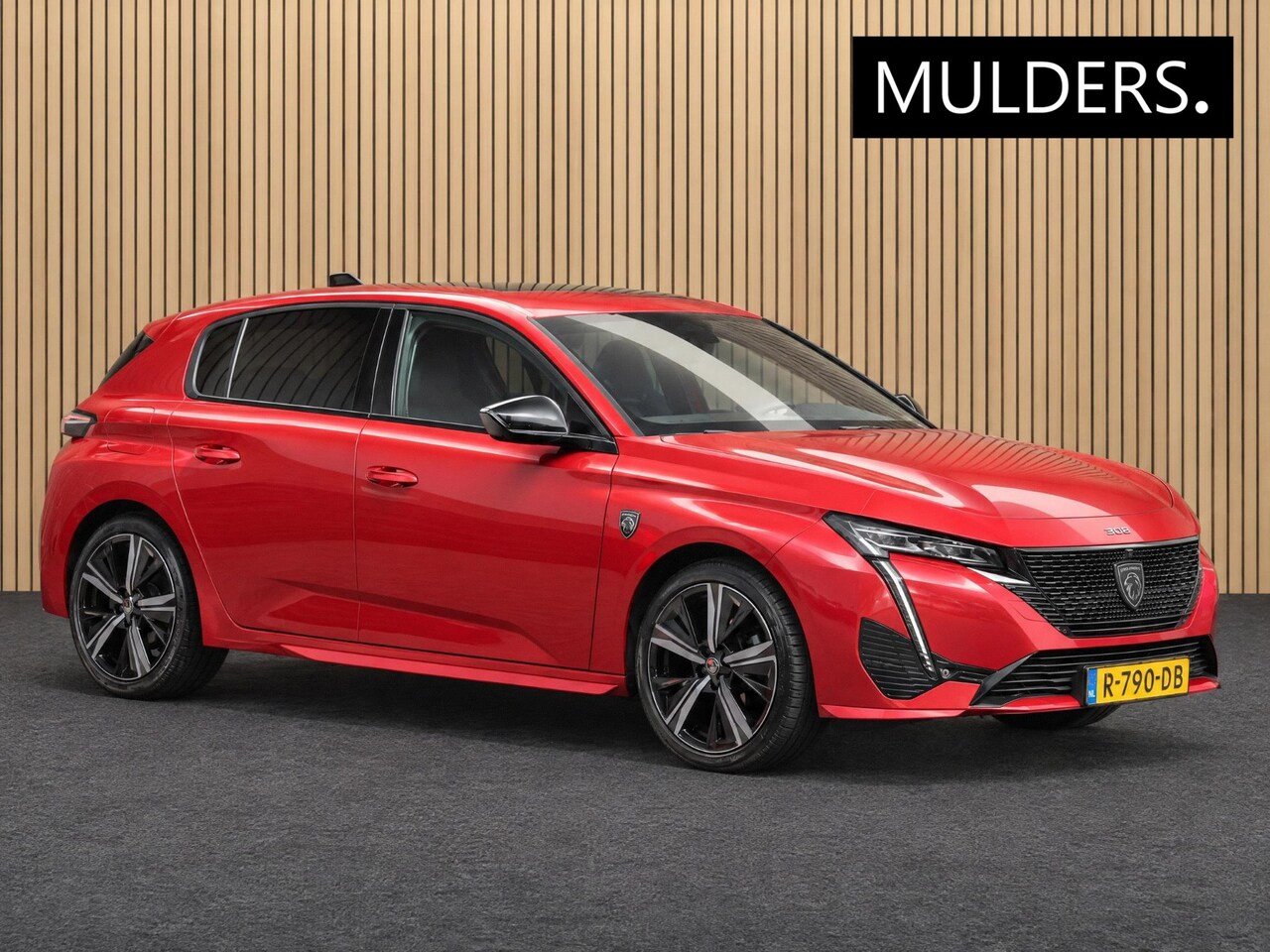 Peugeot 308 - 1.2 PT 130pk GT Pack Automaat | Leder/Trekhaak/Focal/Adapt. Cruise - AutoWereld.nl