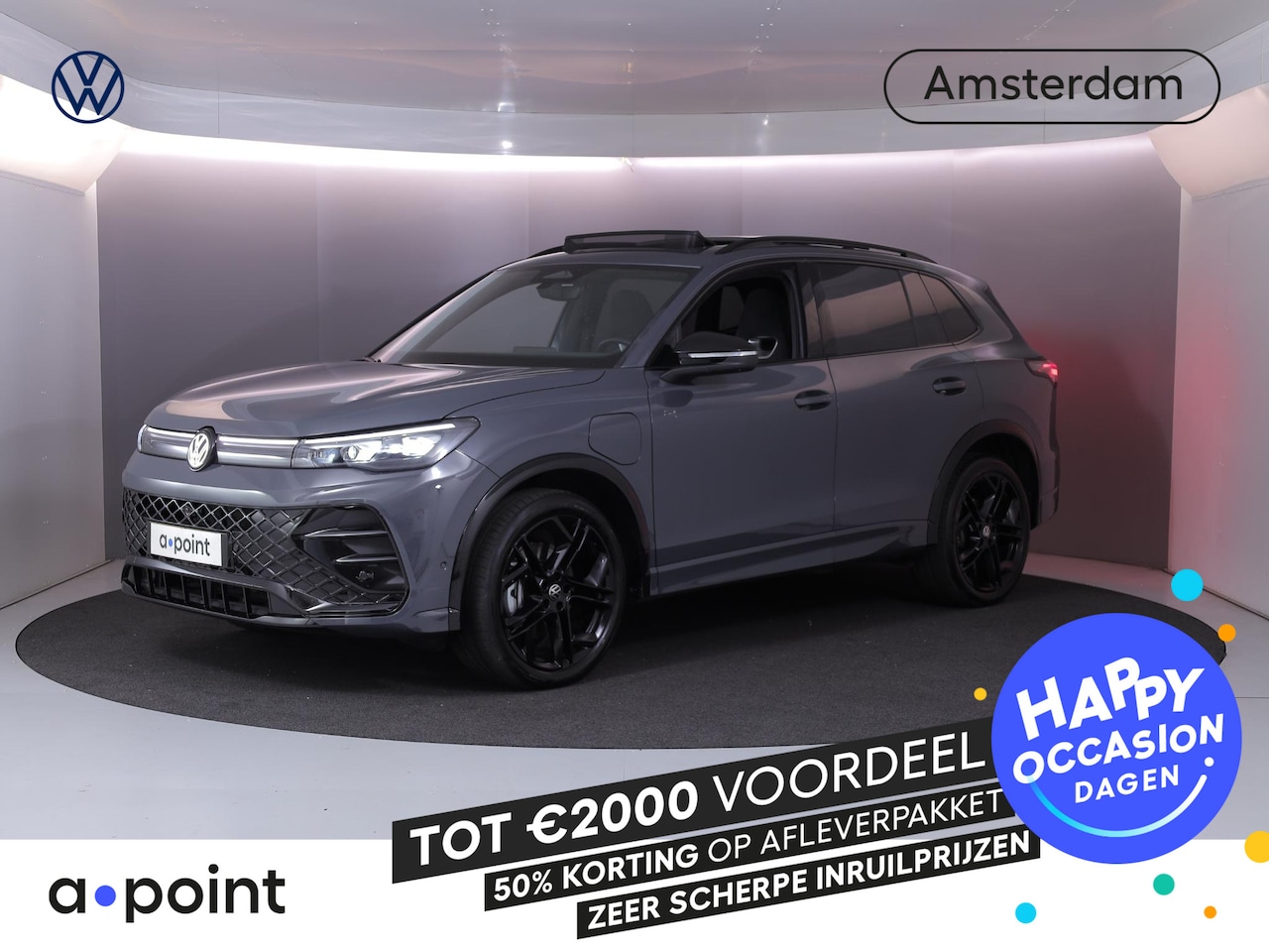 Volkswagen Tiguan - 1.5 eHybrid R-Line Edition 204 pk Automaat (DSG) | Verlengde garantie | Navigatie | Panora - AutoWereld.nl