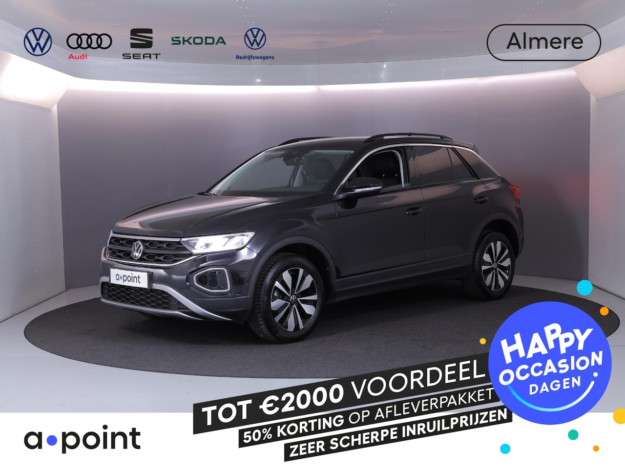 Volkswagen T-Roc - 1.0 TSI Life Edition GOAL 116 pk | Navigatie | Parkeersensoren (Park assist) | Autom. airc - AutoWereld.nl
