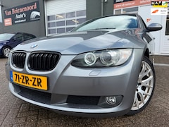 BMW 3-serie Coupé - 320i 6 bak met cruise controle en airco Nederlandse Auto en zeer goed onderhouden
