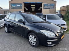 Hyundai i30 CW - 1.6 Dynamic Dealer Ondr Apk 02-2027