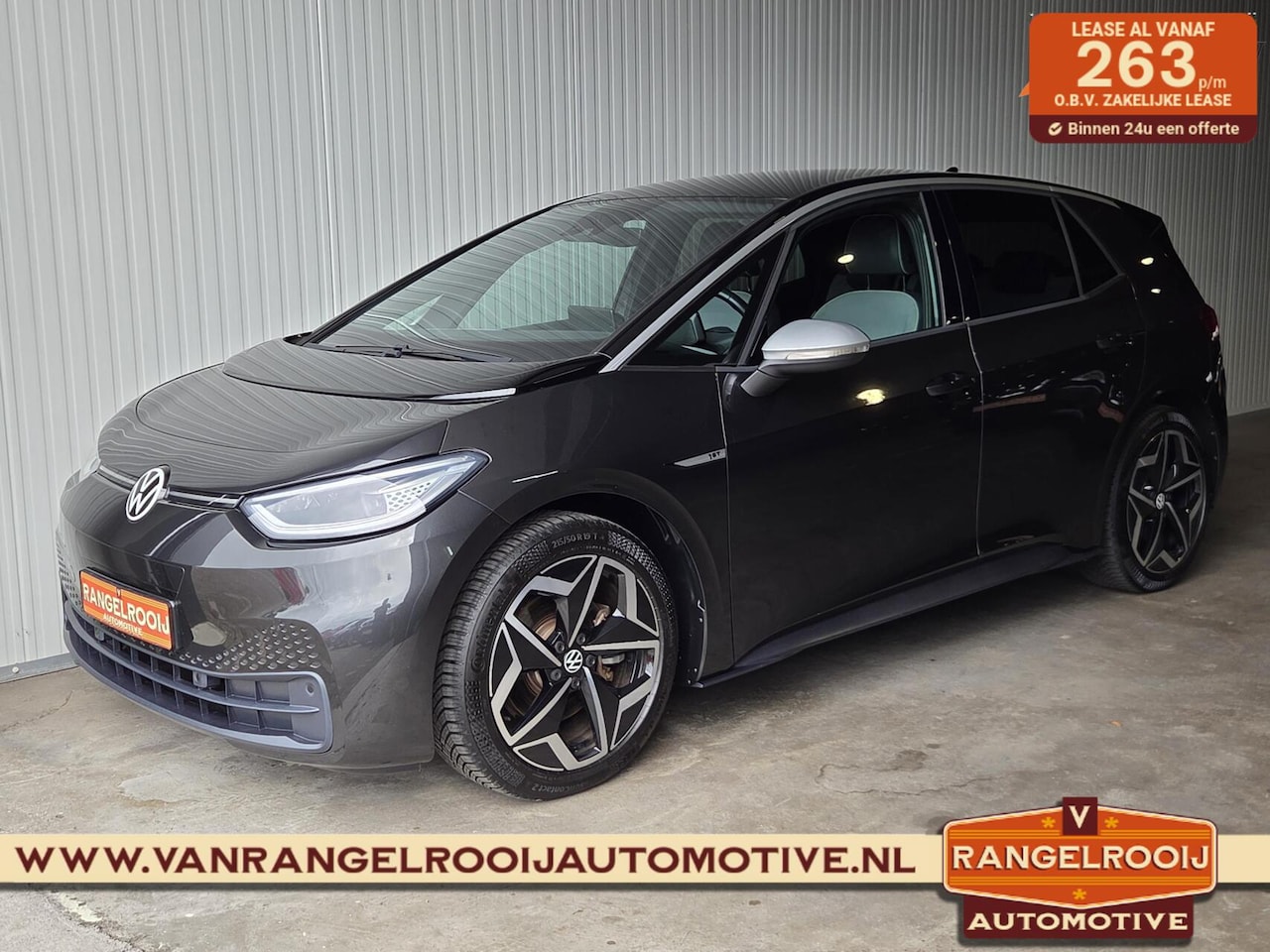 Volkswagen ID.3 - First Plus 58 kWh, trekhaak, IQ-light, ACC, stoel- / stuurverw., 90% SOH - AutoWereld.nl
