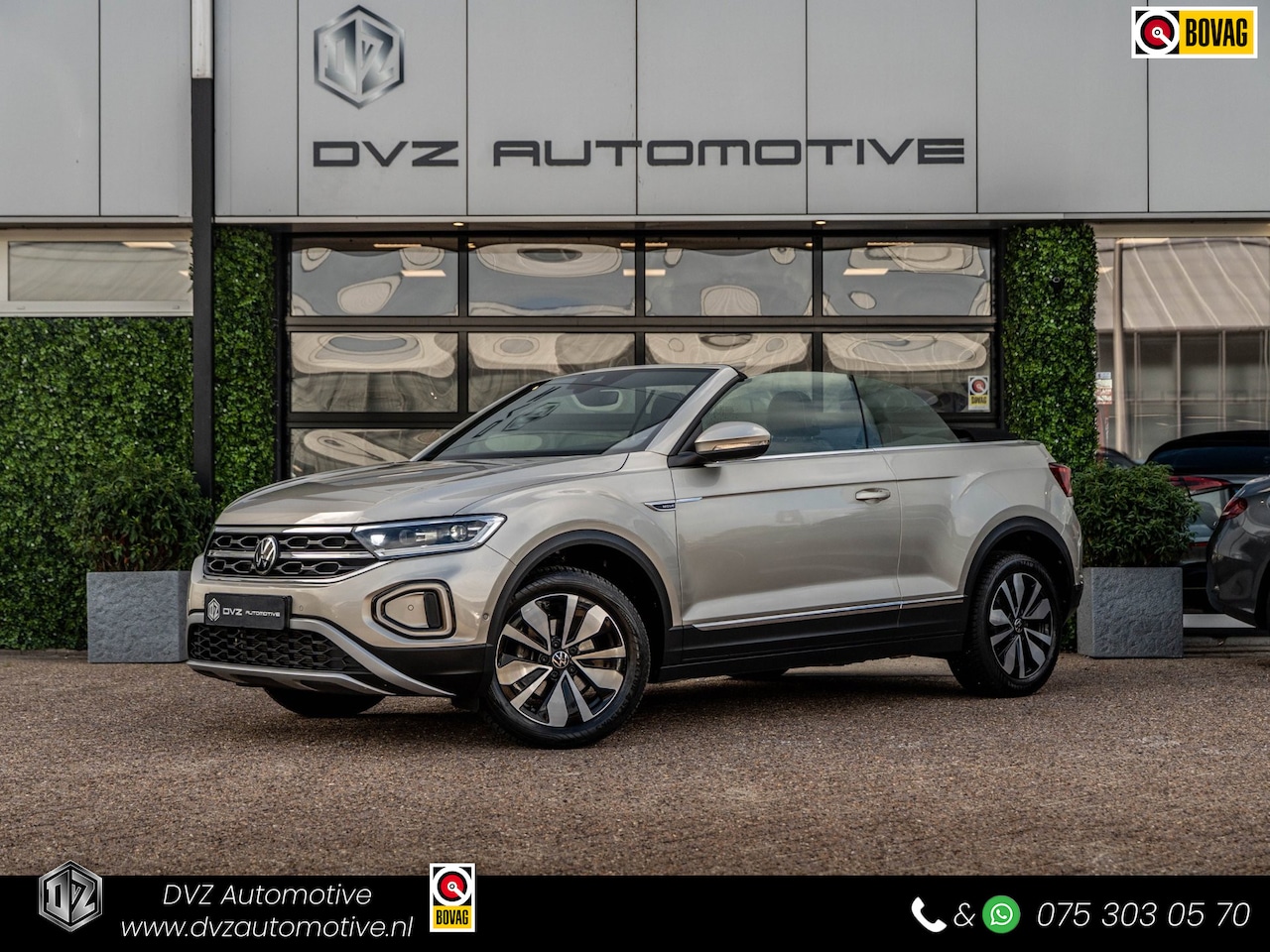 Volkswagen T-Roc Cabrio - 1.5 TSI 150PK DSG Move | Virtual | ACC | IQ Light | Windscherm | Trekhaak - AutoWereld.nl