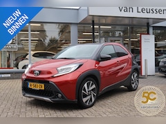 Toyota Aygo X - ENVY 5-DRS AUTOMAAT TREKHAAK CLIMA AD-CRUISE NAVI JBL-AUDIO APPLE/ANDROID CAMERA