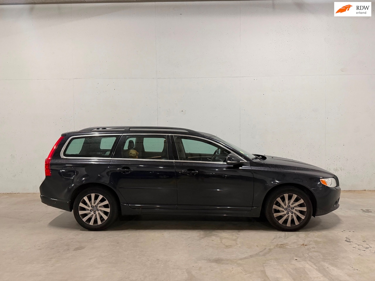Volvo V70 - 2.0 D3 Limited Edition Automaat Leer - AutoWereld.nl