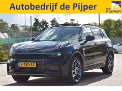 Lynk & Co 01 - 1.5 PHEV 261 pk | Facelift | Trekhaak | 360 gr.camera | Pano | Keyless | Carplay | DAB | F